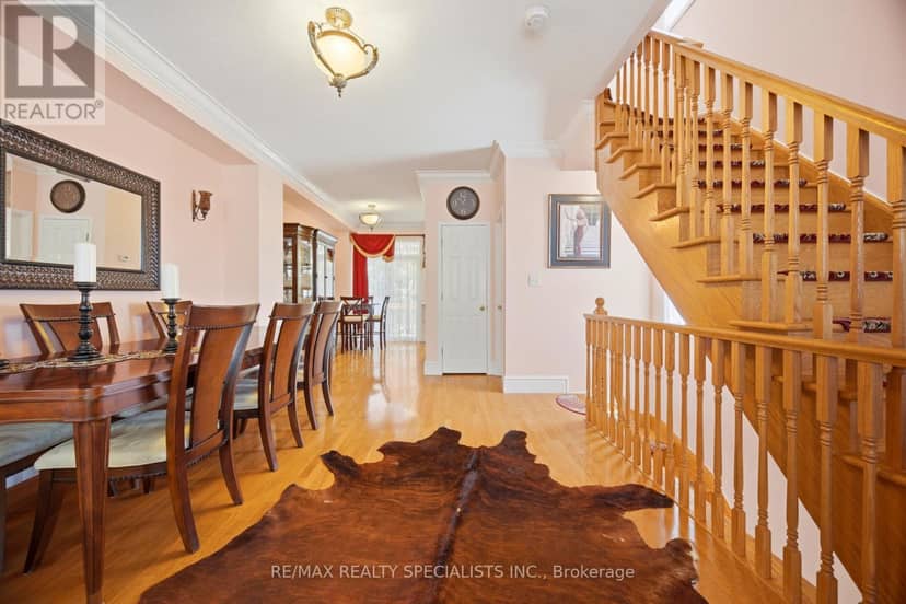 1 - 3071 Treadwells Drive — photo 11 of 38