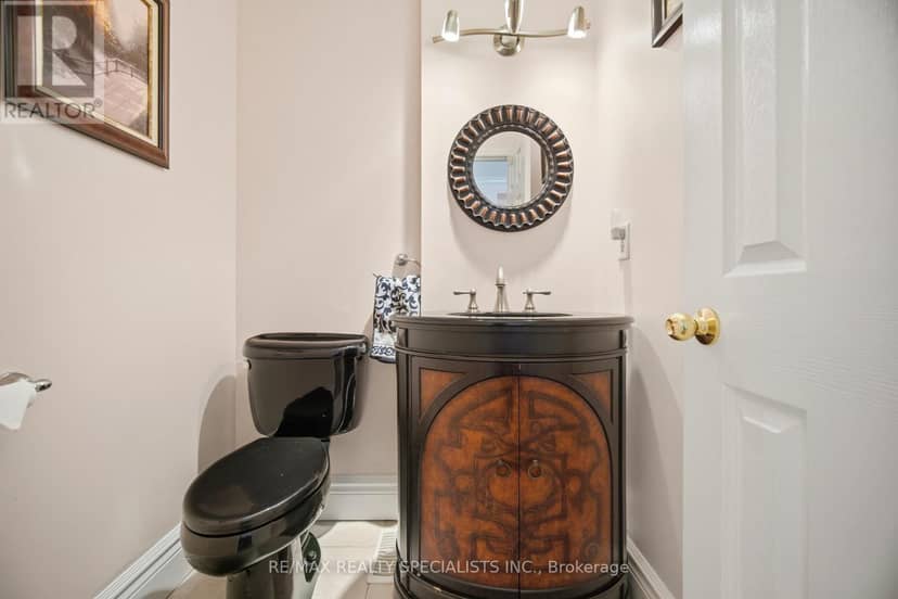 1 - 3071 Treadwells Drive — photo 19 of 38