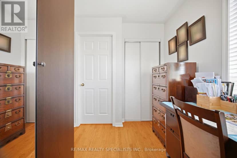 1 - 3071 Treadwells Drive — photo 29 of 38