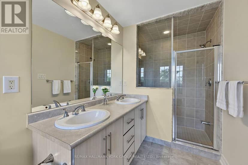 36 Alex Campbell Crescent — photo 31 of 40