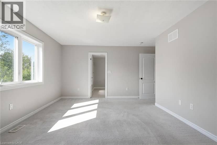 125 TUMBLEWOOD Place — photo 18 of 37