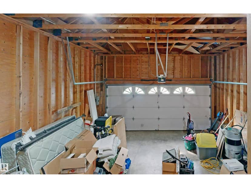 10941 81 AV NW — photo 25 of 40