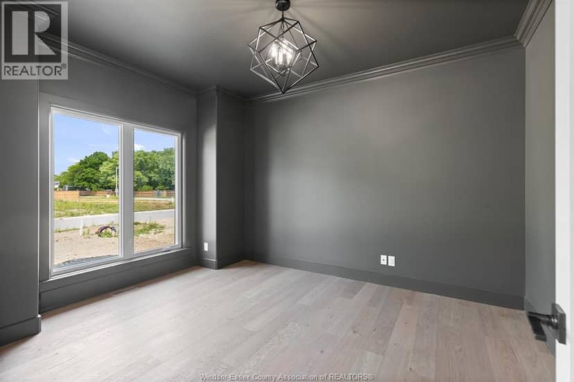 1220 Campana Crescent — photo 4 of 21