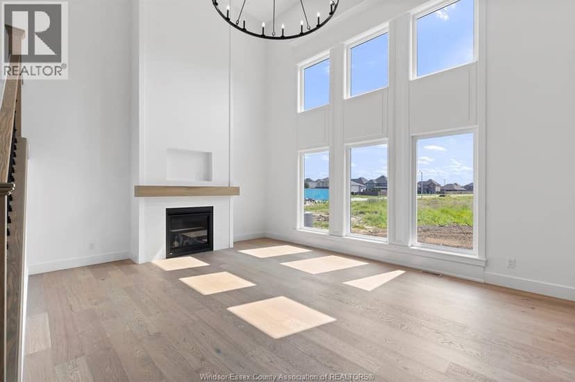 1220 Campana Crescent — photo 5 of 21