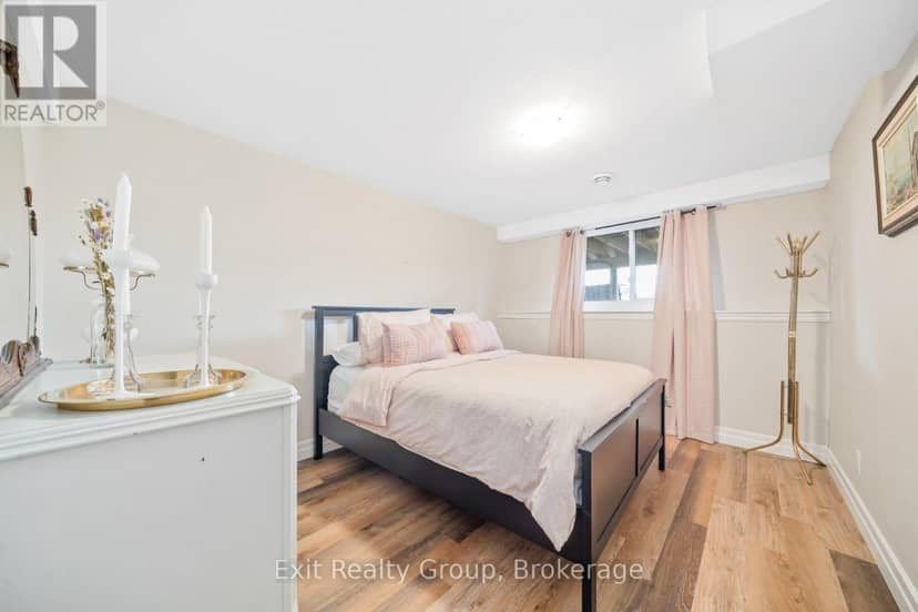 20858 Loyalist Parkway, Prince Edward County, photo 6