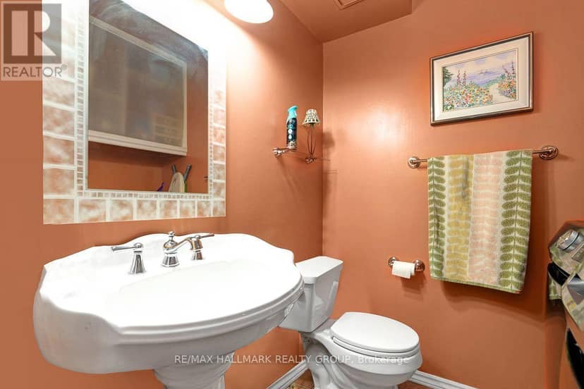 295 Kennedy Lane E — photo 21 of 40