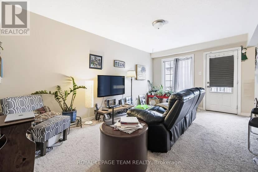 2510 Nutgrove Avenue — photo 6 of 16