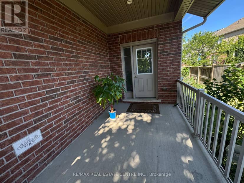 32 Hodgson Drive — photo 2 of 31