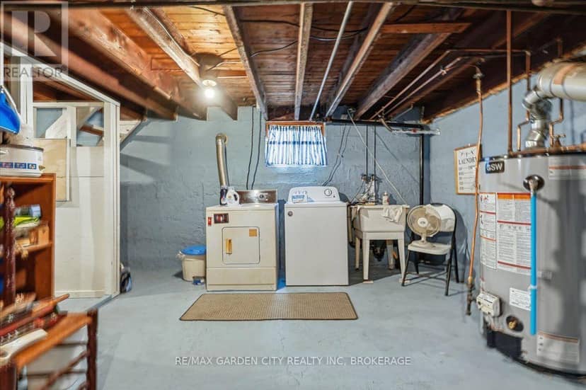 70 Lowell Avenue — photo 22 of 40