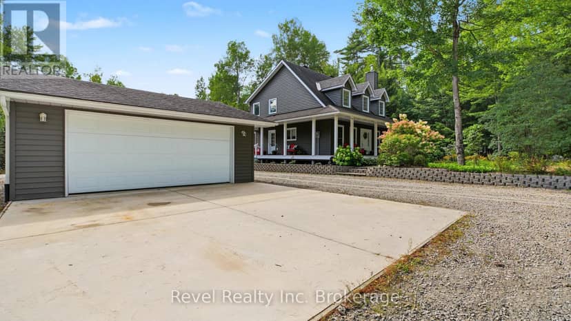 99 Laurentien Crescent — photo 37 of 40