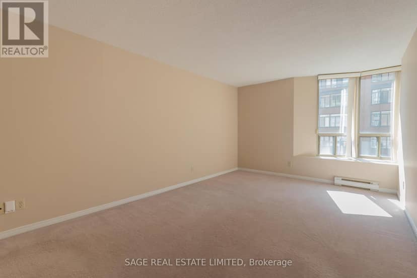 302 - 25 George Street — photo 22 of 40