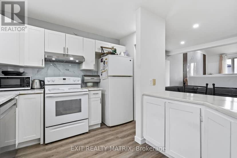 293 Kitchener Street — photo 15 of 40