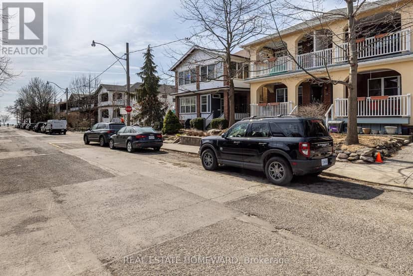 Main - 52 Wineva Avenue, Toronto, photo 2