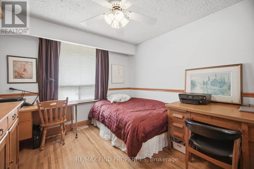 36 Pinegrove Avenue — photo 20 of 35