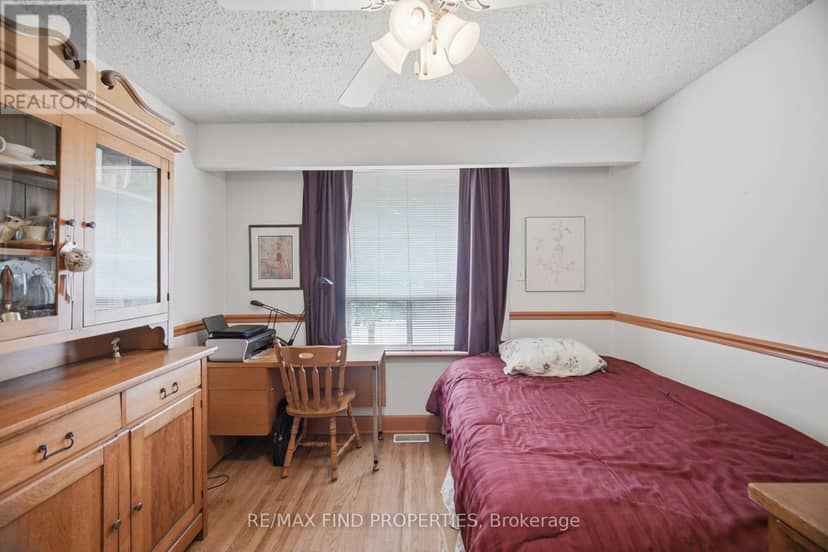 36 Pinegrove Avenue — photo 22 of 35