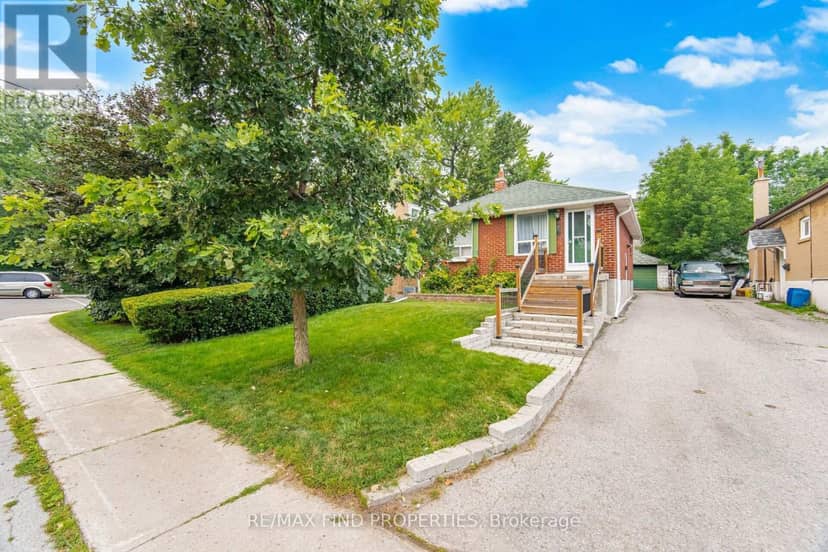 36 Pinegrove Avenue — photo 4 of 35