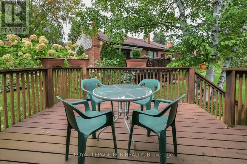 7 Dell Arbor Crescent — photo 25 of 30