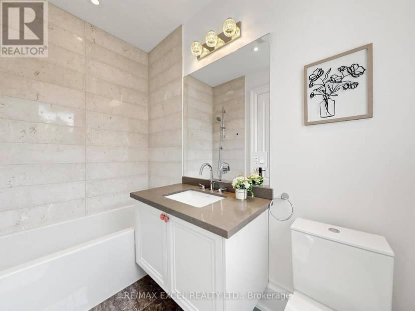 64 Summerfeldt Crescent — photo 36 of 40