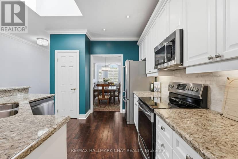 50 Thicketwood Avenue — photo 5 of 34