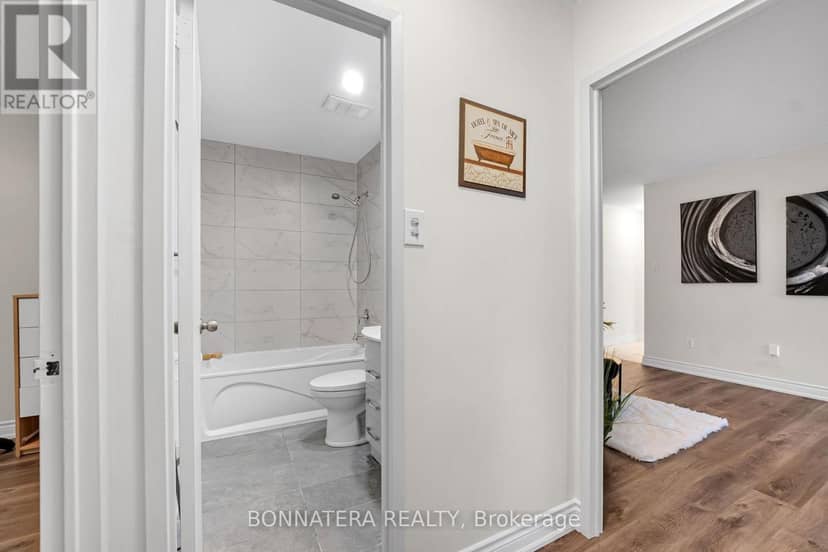 905 - 3065 Queen Frederica Drive — photo 25 of 40