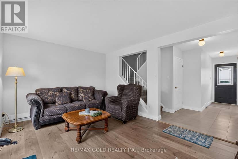 13 Gold Pine Court — photo 11 of 40