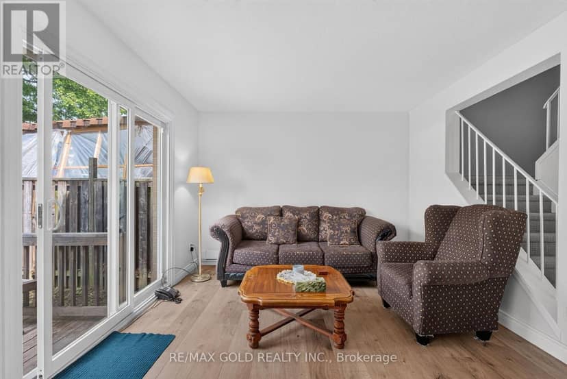 13 Gold Pine Court — photo 12 of 40