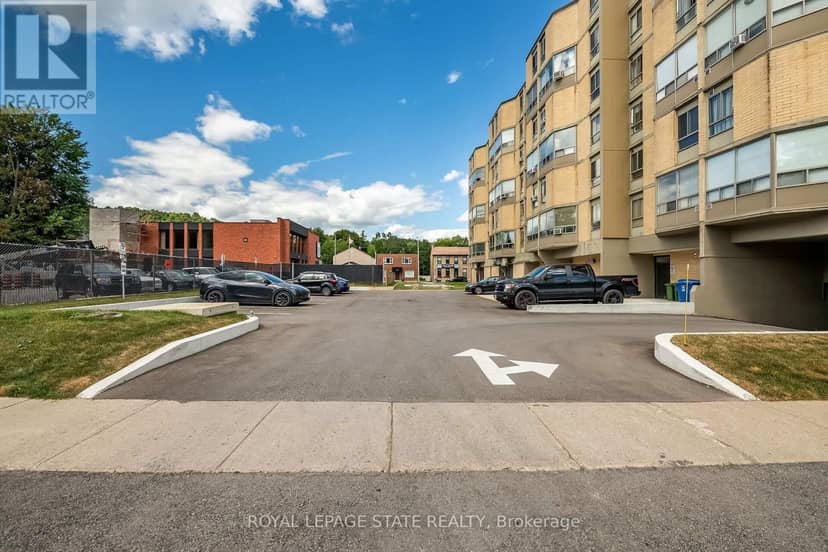409 - 10 John Street W, Hamilton, photo 3
