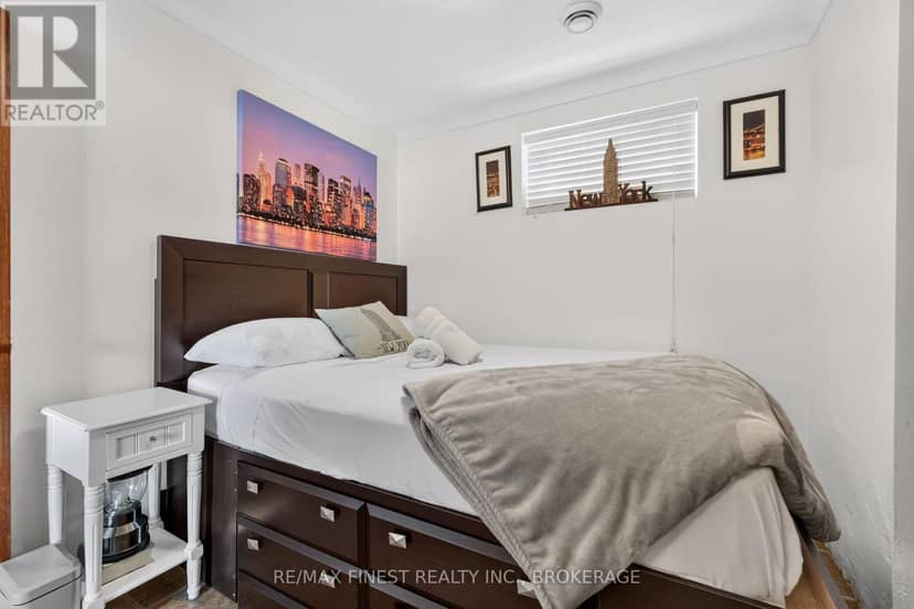 1189 Giles Lane — photo 13 of 40