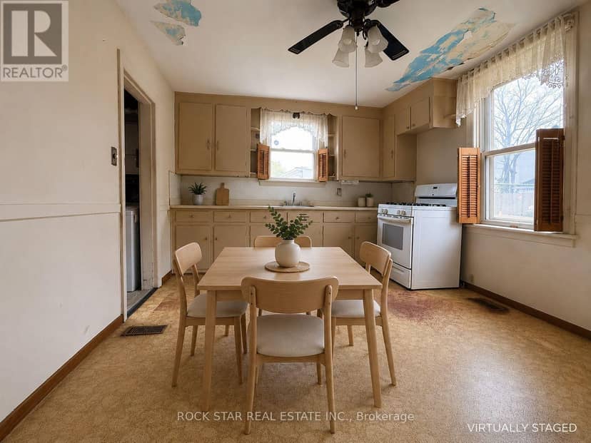 358 Barton Street E — photo 13 of 30