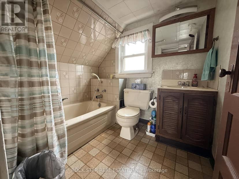 358 Barton Street E — photo 27 of 30