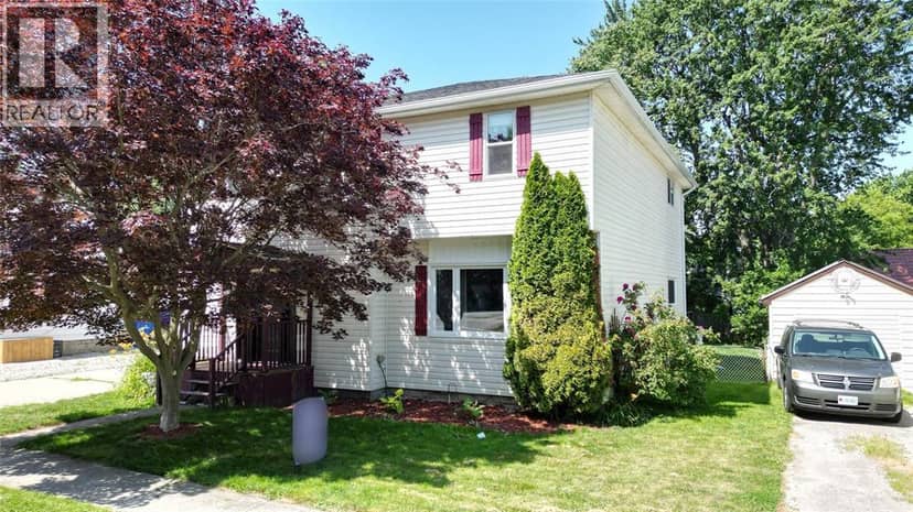 85 Main Street, Wallaceburg, photo 2