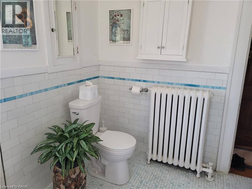 71 NORFOLK Street N — photo 25 of 40