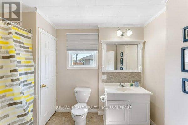 30 King Street — photo 17 of 37