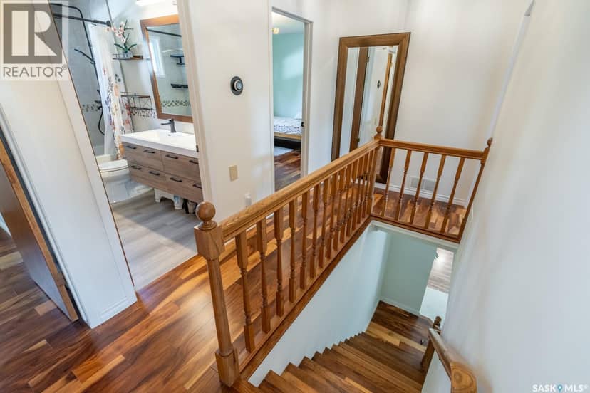 127 Rogers ROAD — photo 21 of 40