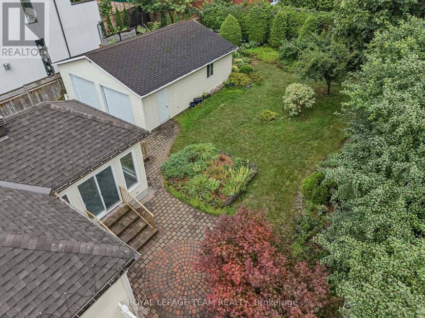 658 Tweedsmuir Avenue — photo 38 of 40