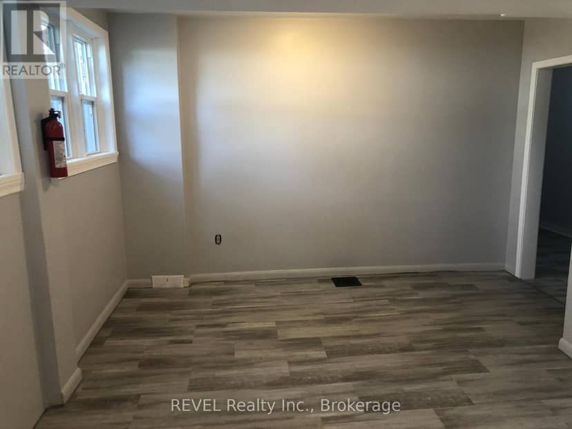 4591 Homewood Avenue — photo 14 of 23