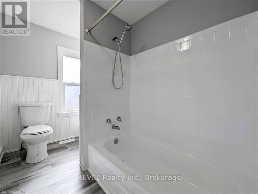 4591 Homewood Avenue, Niagara Falls, photo 6