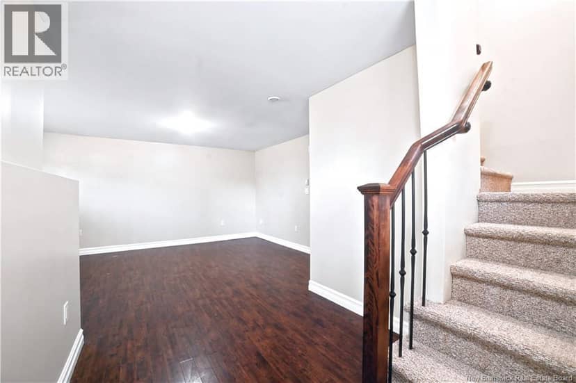 46 Holland Drive — photo 25 of 30