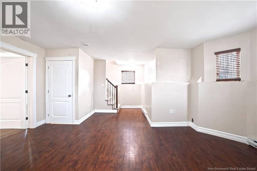 46 Holland Drive — photo 26 of 30