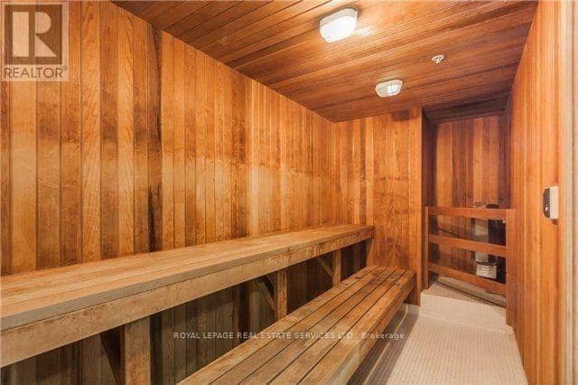 701 - 1 Bedford Road — photo 15 of 22