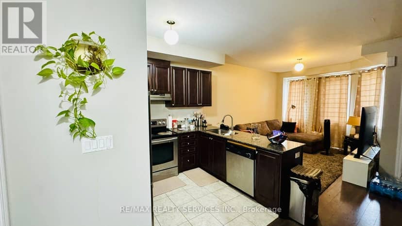 8 Rabbit Run Way, Brampton, photo 6