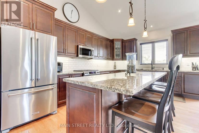 13 Brolley Crescent — photo 9 of 40