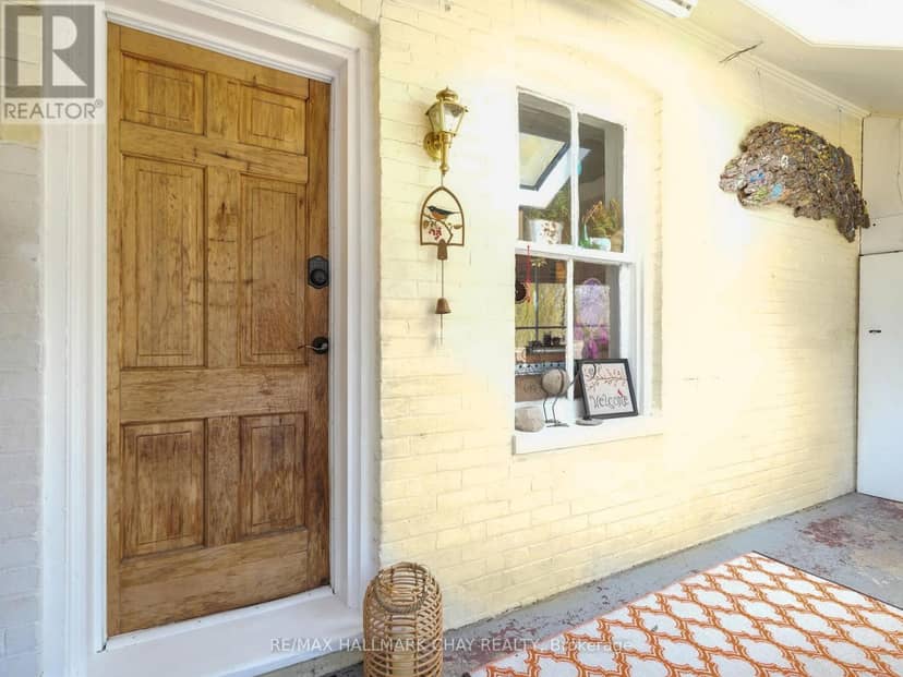 8116 Main Street, Adjala-Tosorontio, photo 4