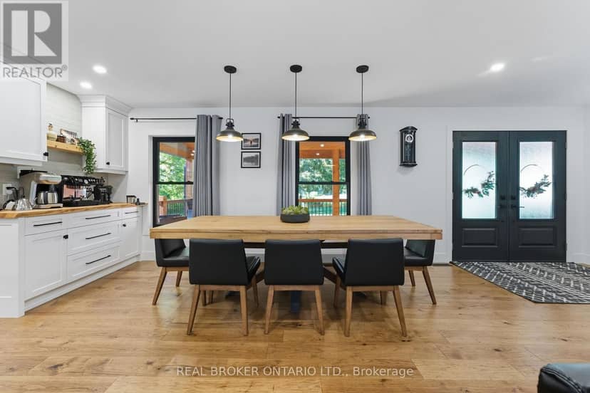 115 Lakeshore Road — photo 7 of 40