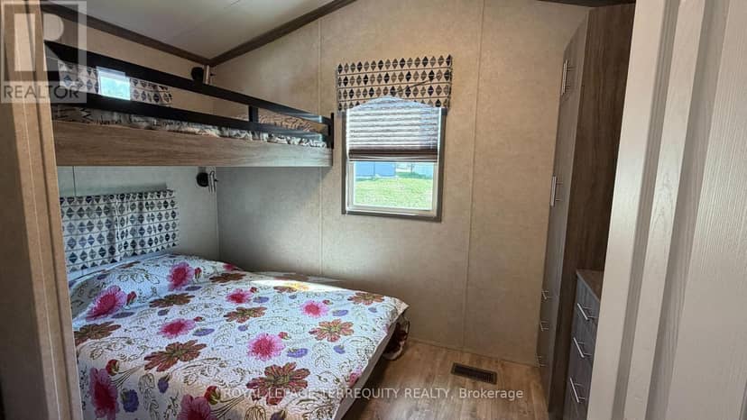 319 Rockview — photo 17 of 28