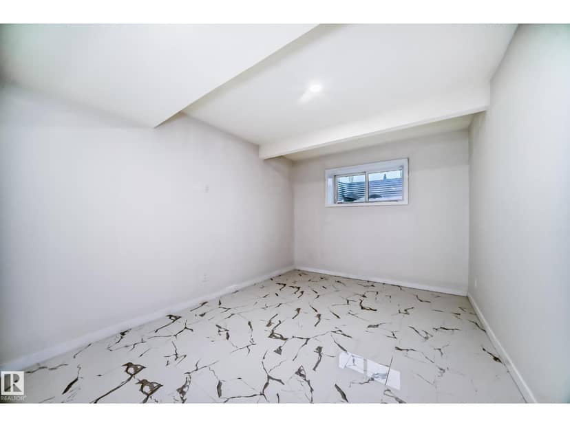 563 Kleins Cr — photo 25 of 28