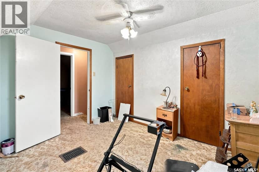4230 6th AVENUE — photo 16 of 35