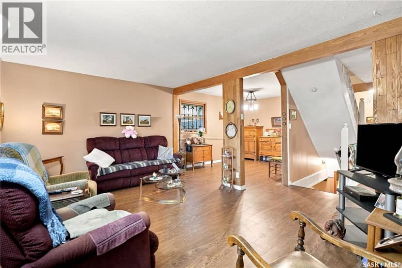 4230 6th AVENUE — photo 4 of 35