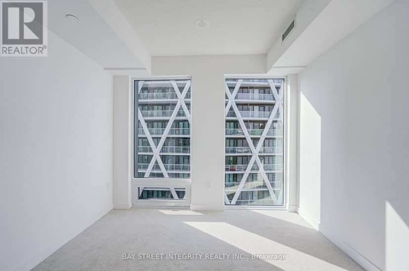 2907 - 238 Simcoe Street — photo 23 of 38