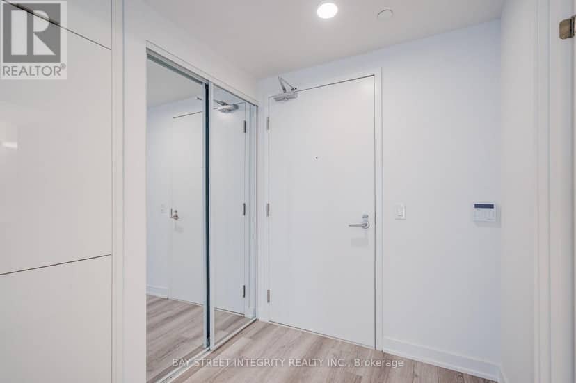 2907 - 238 Simcoe Street — photo 30 of 38